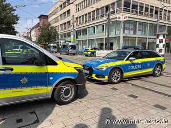 Mannheim – ERSTMELDUNG: Großer Polizeieinsatz – Paradeplatz weiträumig abgesperrt – Update: