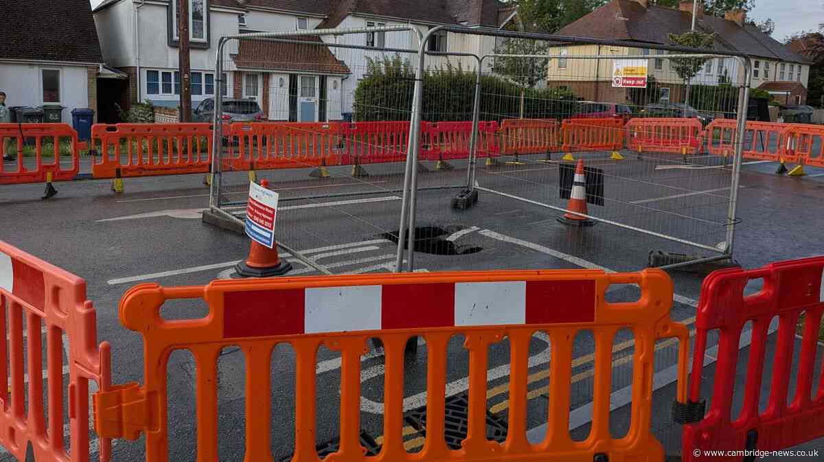 Works stalled on car-sized sinkhole that closed major Cambridge road