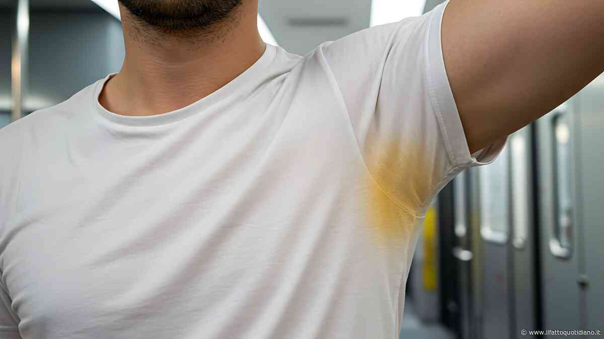 “Non uso il deodorante, mi sembra una spesa inutile”, “Io ho smesso dopo la perimenopausa, sento un cattivo odore solo quando mangio cipolle”: il New York Post racconta la tendenza “ascelle naturali”