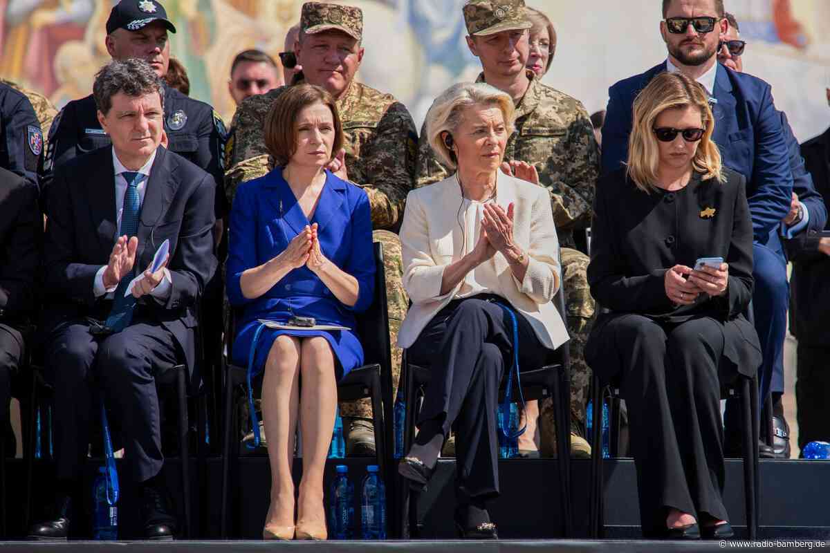 EU und Ukraine schließen Drohnen-Deal – Schiffe angegriffen