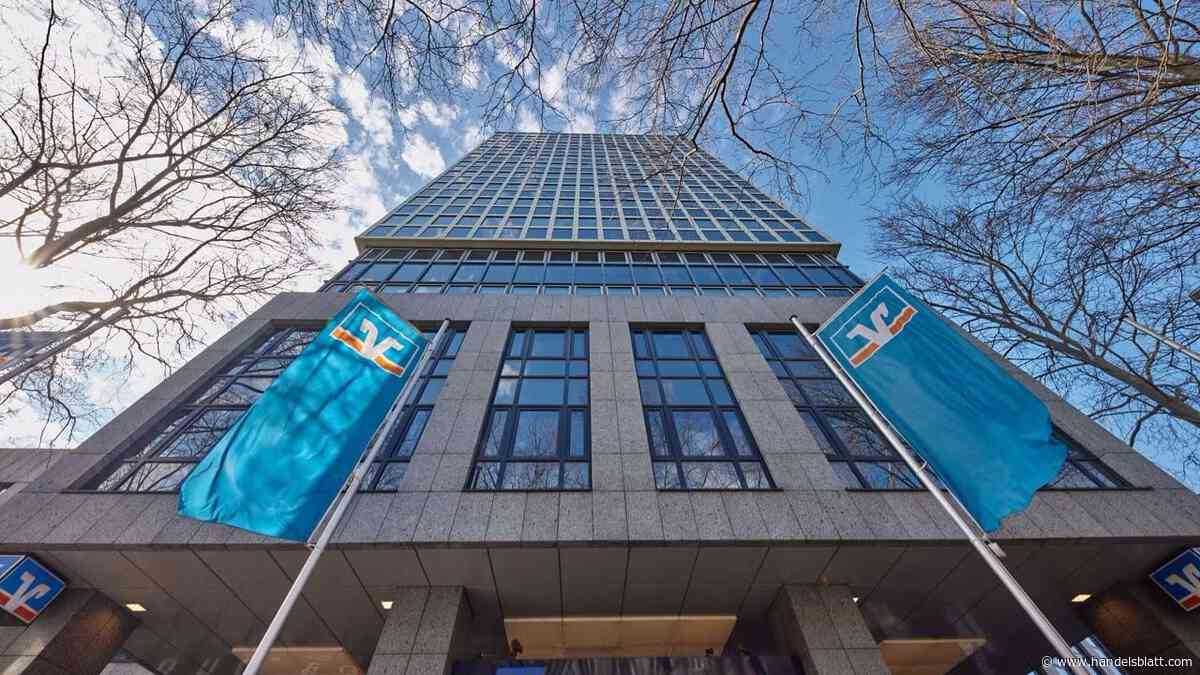 Gensossenschaftsbanken: Vorstandsmitglied der Volksbank Köln-Bonn wird nach Bordell-Kredit beurlaubt