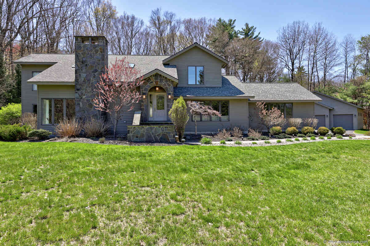 House of the Week: Move-in ready one-owner estate in Malta