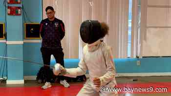 10-year-old Tampa fencer wins national championship