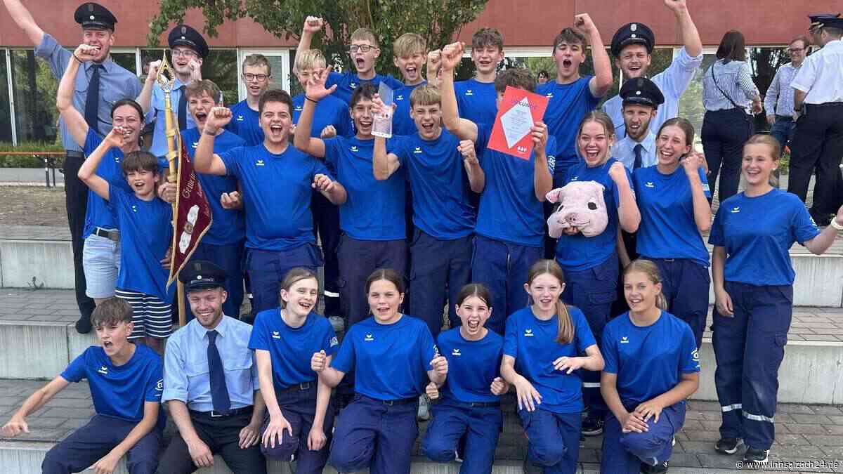 Jugendfeuerwehr Heldenstein-Lauterbach holt bayerischen Meistertitel