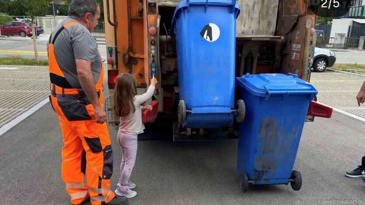 Großes Müllauto besucht Kindergarten in Ampfing: Kinder dürfen es selbst bedienen