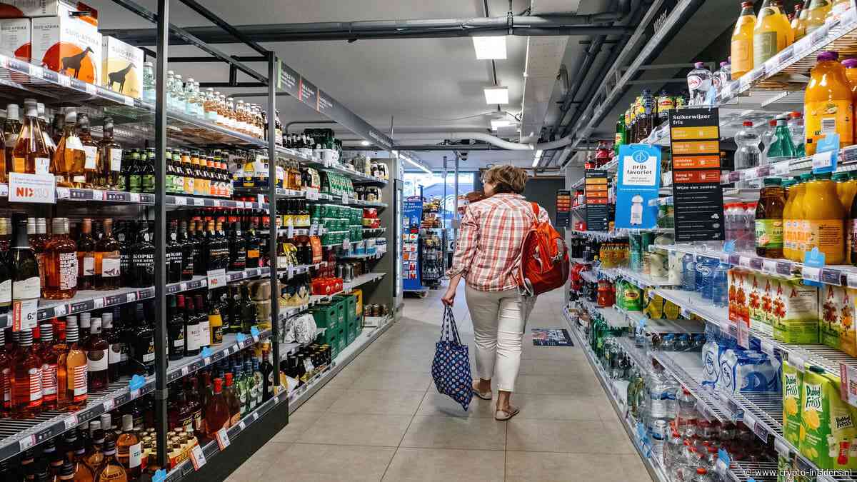 Dit maakt Nederland nu duurder en het zijn niet je boodschappen