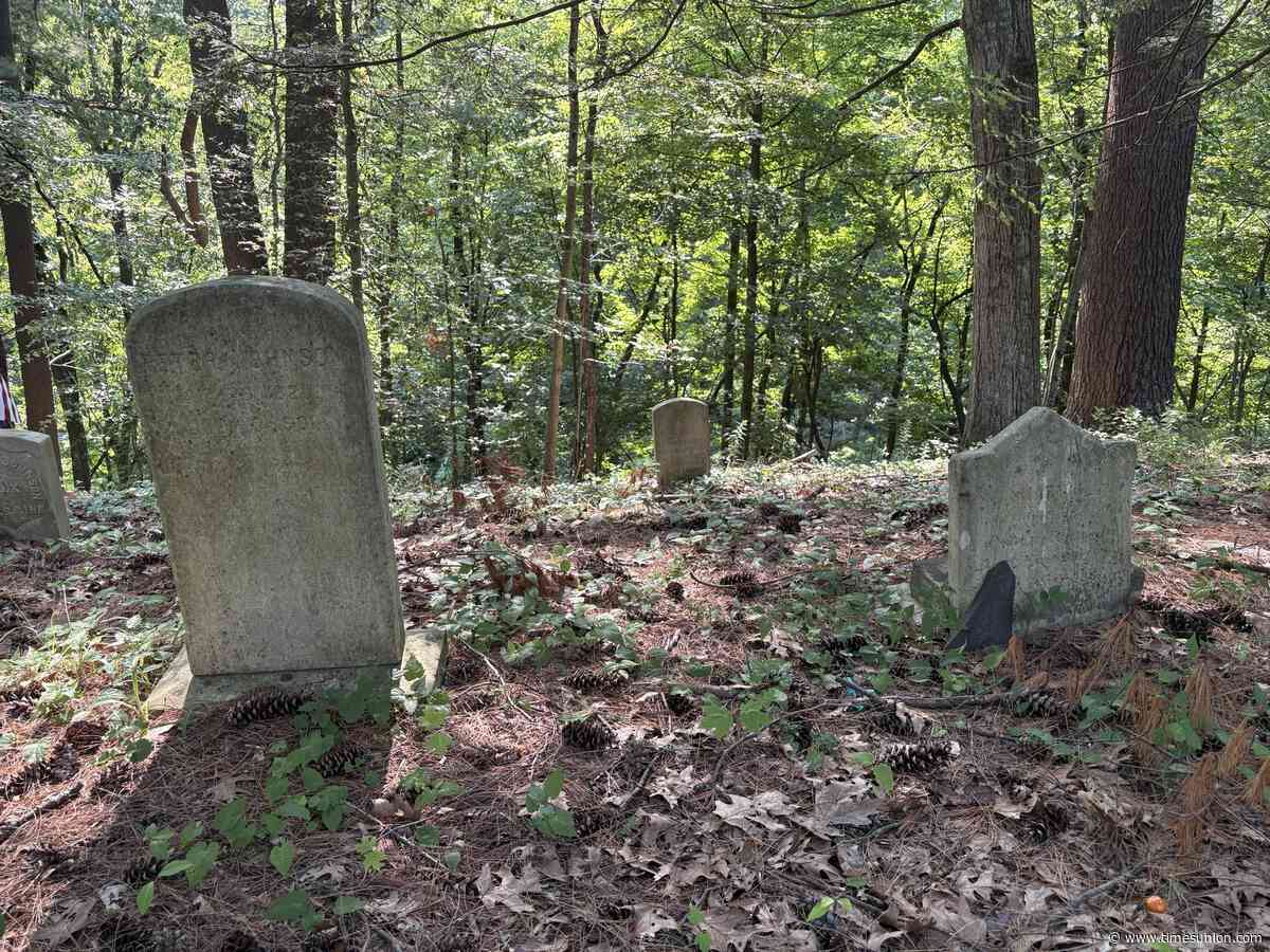 ‘Death cafes’ in Hudson seek a better relationship with the end