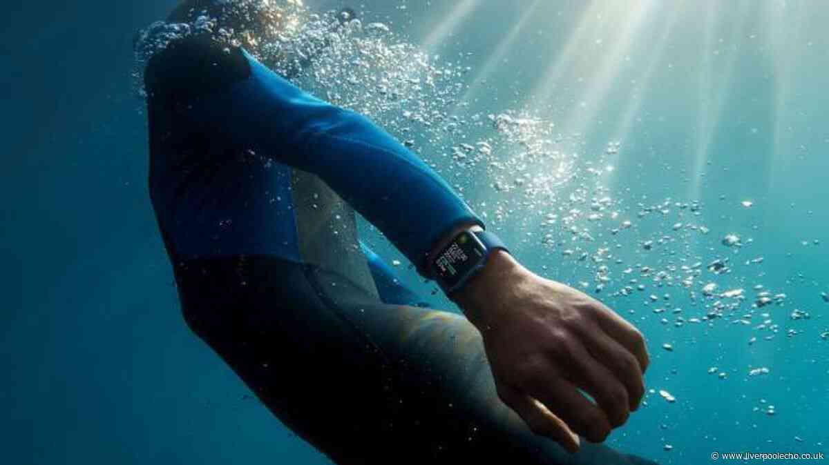 Tech fans snap up £420 Apple Watch series 7 for £89 in online deal