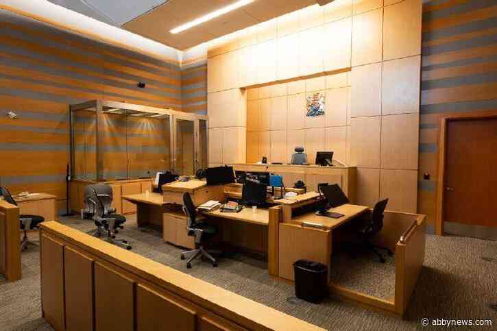 Man sentenced to over 4 years for violent extortion crimes in Surrey