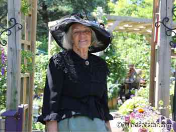Beyond the gate: Kingsville homeowners open their yards, share their gardens for annual tour
