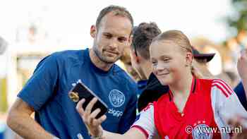 Ajax speelt bij officieuze rentree Blind gelijk tegen Bochum door eigen goal keeper