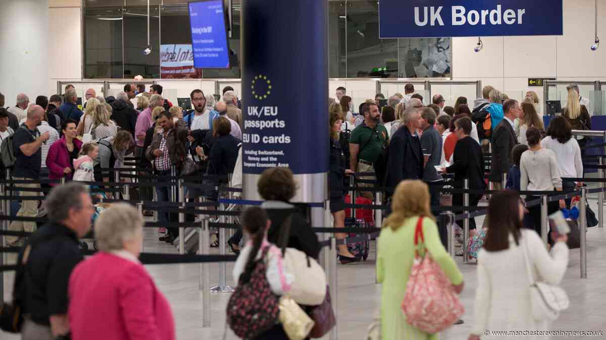 Urgent Ryanair warning to families with flights booked to 15 airports  - major delays expected