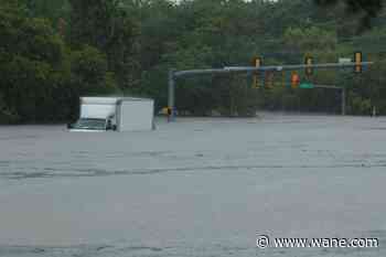Heavy rains keep drenching South Texas, tornado reported in San Antonio