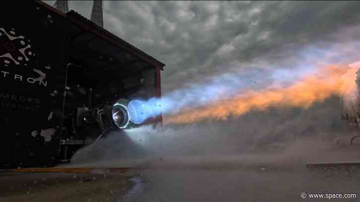Watch Archimedes burn! Rocket Lab fires up engine for its powerful next-gen Neutron launcher (video)
