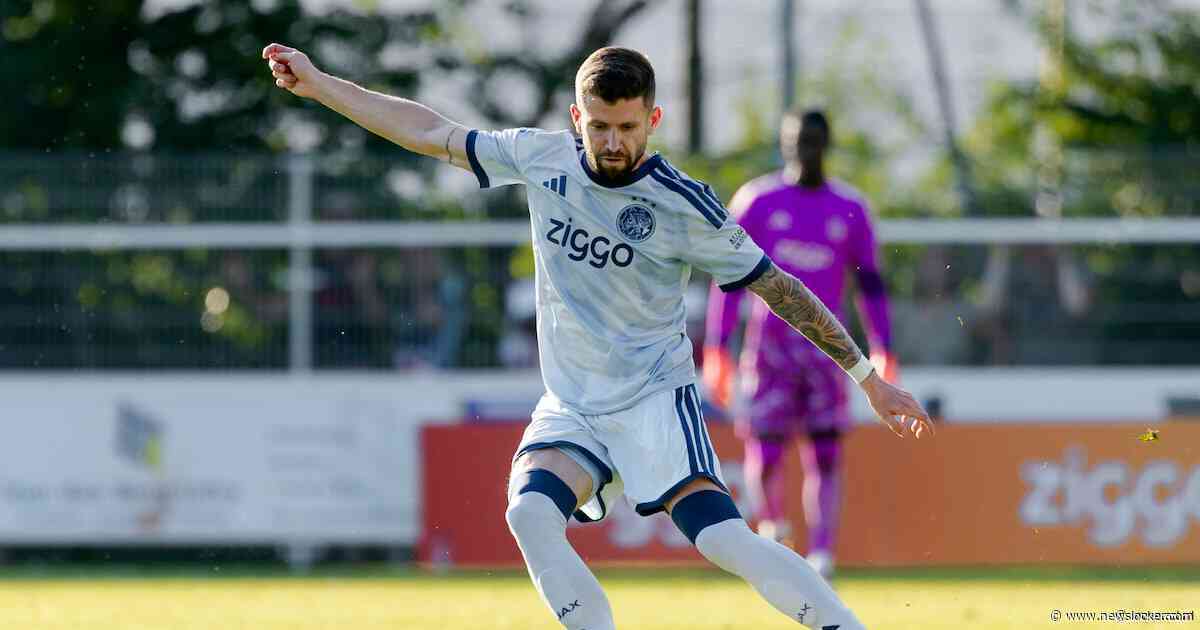 Voorbereiding eredivisie | Ajax niet langs Duitse tweedeklasser, verliezend AZ mag ondanks rode kaart met elf man verder