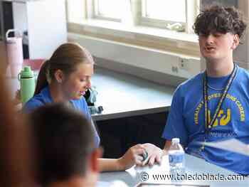 UT health professions camp highlights career opportunities