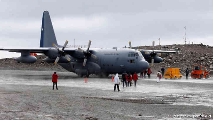 Justicia absolvió a los seis oficiales de la FACh acusados por tragedia del Hércules C-130