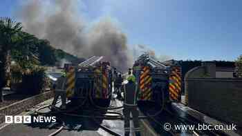 Residents to return home after caravan park fire