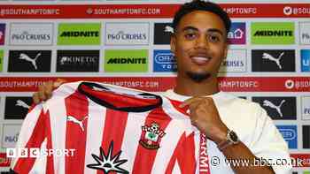 Southampton sign Dobbin from Villa for £9m