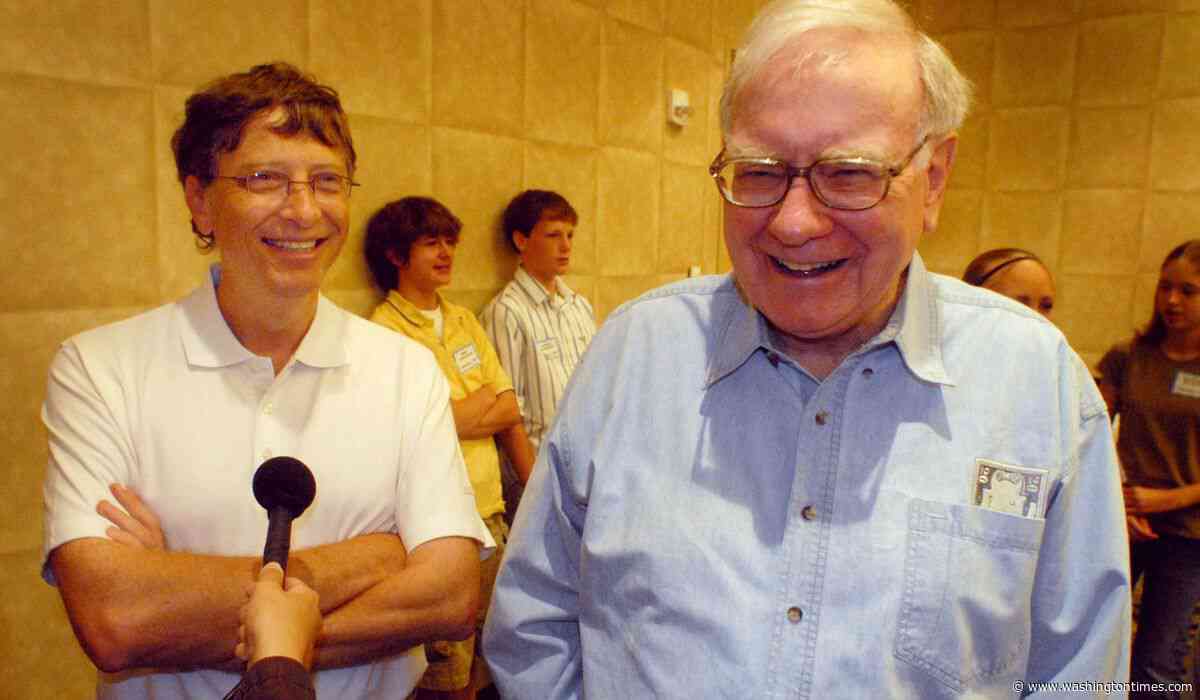 Warren Buffett explains why his kids, not the Gates Foundation, will now give away all his fortune