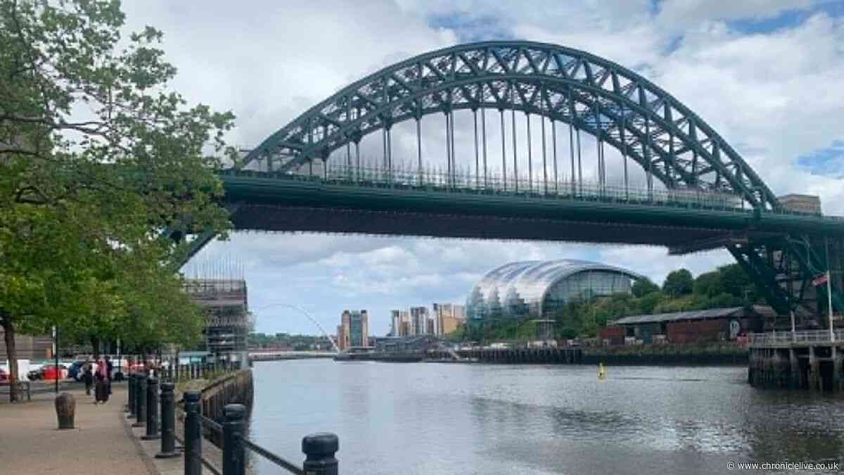 Thug attacked girlfriend in Newcastle Quayside hotel and threatened to 'jump in River Tyne' if she told police