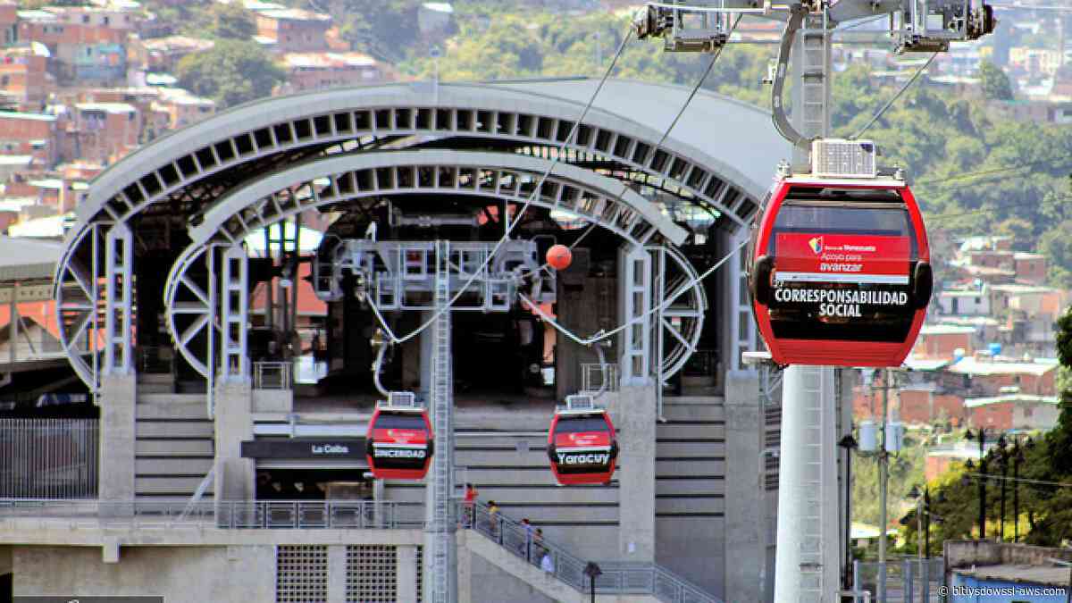 Metrocable de Caracas vuelve a operar tras semanas de suspensión por los terremotos del 24 de junio