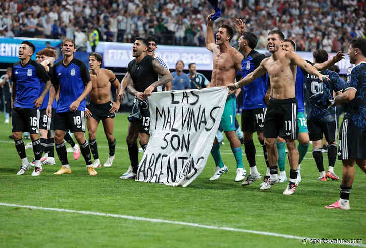 Argentina players invoke Falklands War with  banner in World Cup celebration after beating England: 'Las Malvinas son Argentinas'
