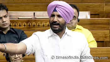 2022 in mind, Congress may continue with Amarinder Raja Warring as Punjab party chief