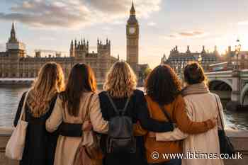 'I Moved to London Alone. The Female Friendships I Found Changed My Life, Science Says They Could Change Yours Too'