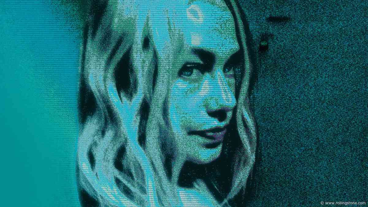 Phoebe Bridgers Returns to ‘Fallon,’ This Time for ‘Lost Boys (Acoustic)’