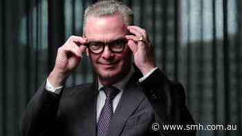 AUKUS will not run on time or on budget, Christopher Pyne says