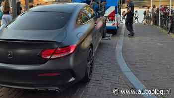 Politie neemt C63 AMG in beslag in hartje Amsterdam