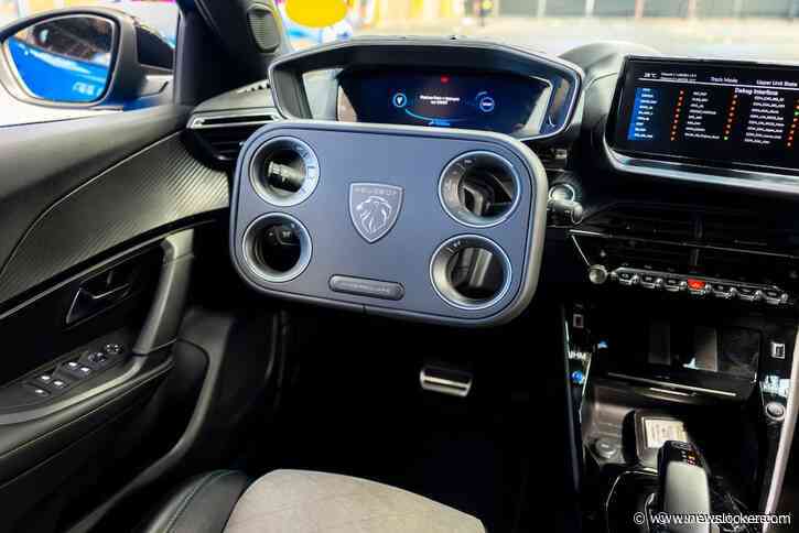 Video: Peugeots 'hypersquare' tilt de i-Cockpit naar een hoger niveau