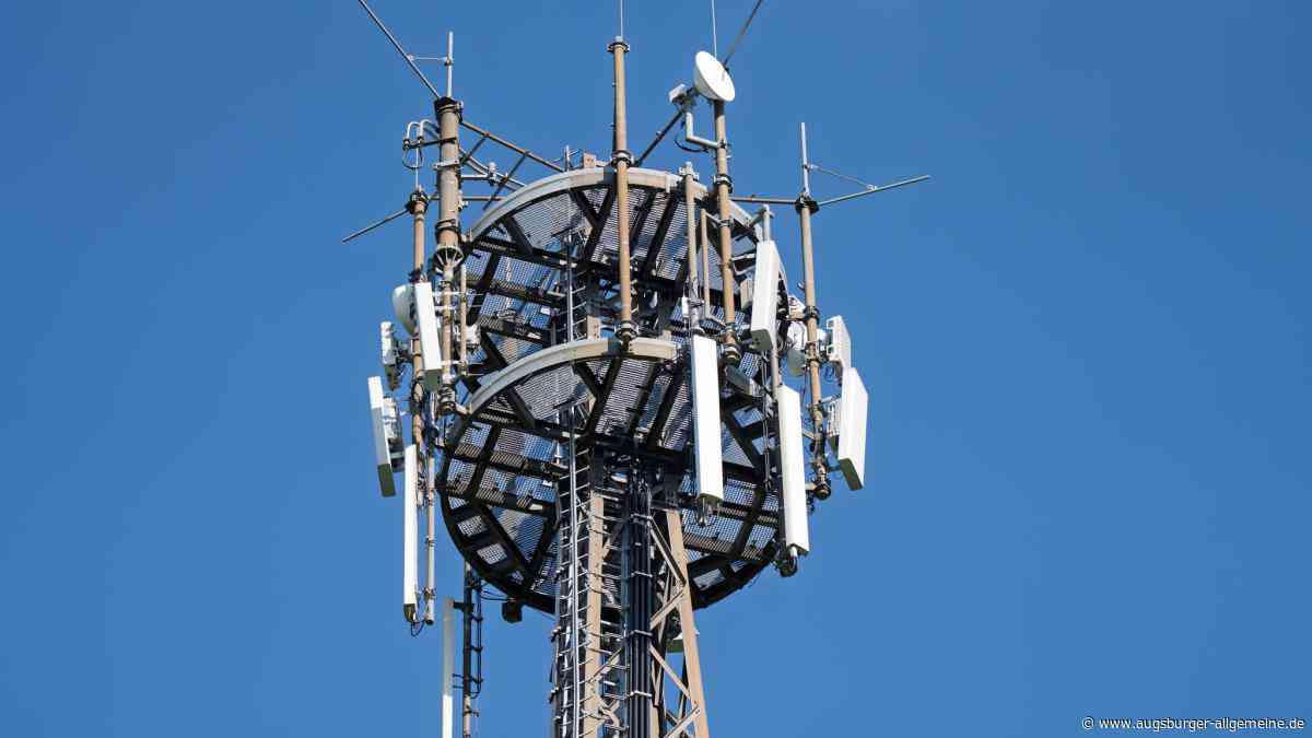 Neuer Funkmast verbessert Mobilfunknetz in drei Gemeinden des Landkreises Landsberg