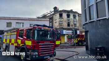 Fire-damaged town centre building to be demolished