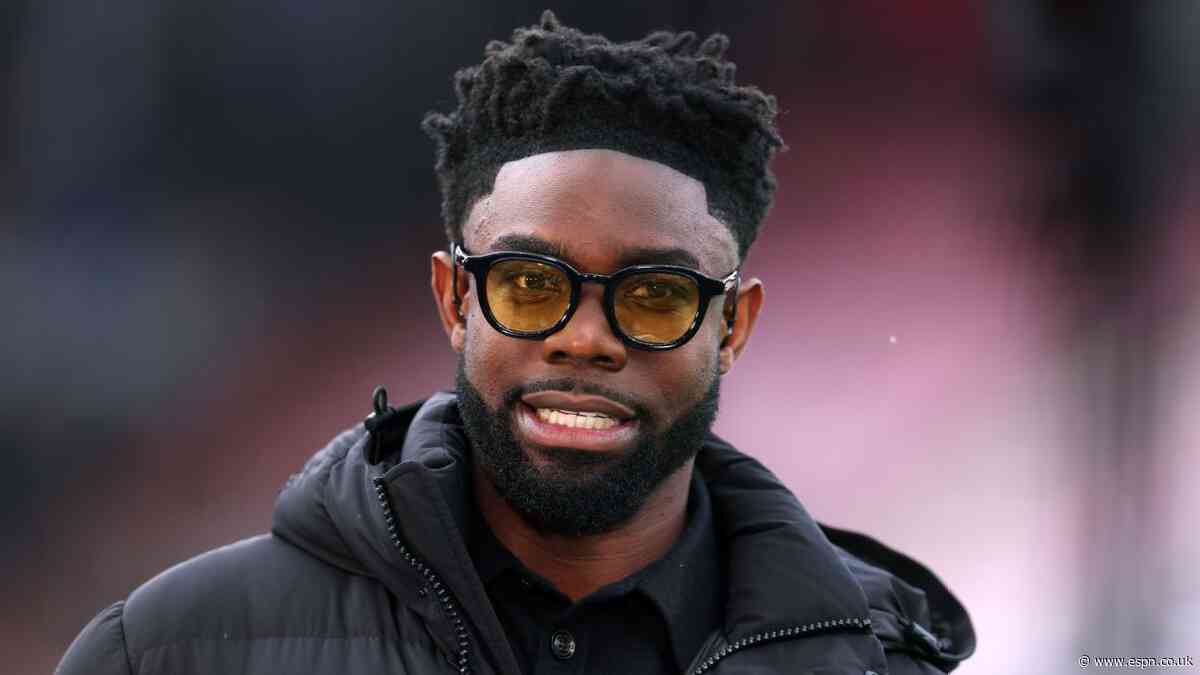 Richards learned of father's death before TV duty
