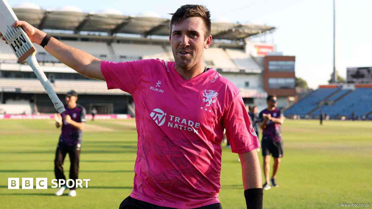 Hants beat Essex to reach T20 Blast semi-finals