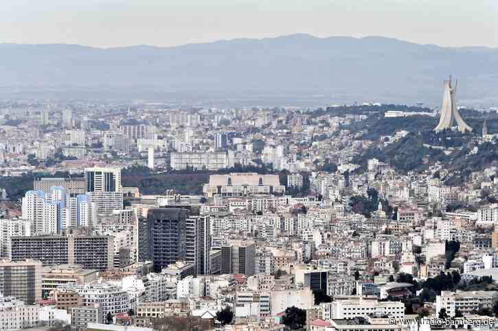 Elf Menschen sterben bei Brand in Waisenhaus in Algerien
