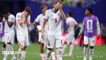 'Passive' and 'crumbled' - did Tuchel's defensive tactics cost England?
