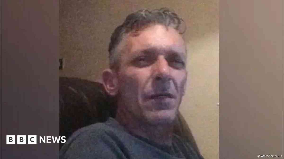 ID of murder accused found with victim - court