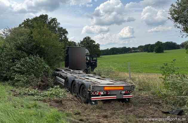 POL-ROW: ++ Reifenplatzer auf der A1 - Sattelzug landet im Seitenraum ++ Zeugin nach Unfallflucht am Wümmepark gesucht ++