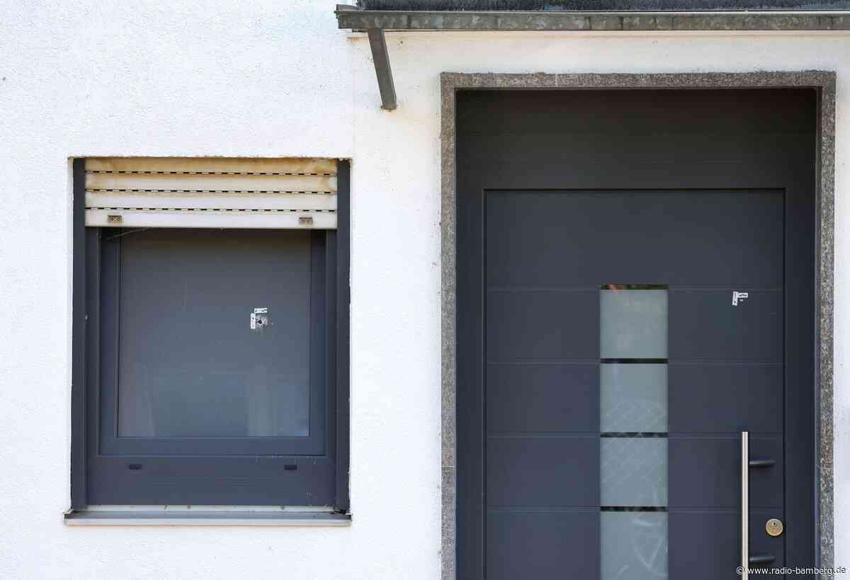 Täter nach Schüssen auf Würzburger Haus weiter flüchtig