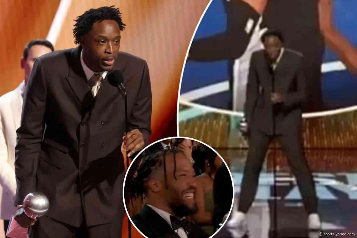 OG Anunoby cracks up Knicks teammates, ESPYs audience after winning Play of the Year