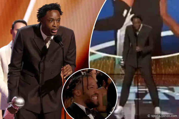 OG Anunoby cracks up Knicks teammates, ESPYs audience after winning Play of the Year