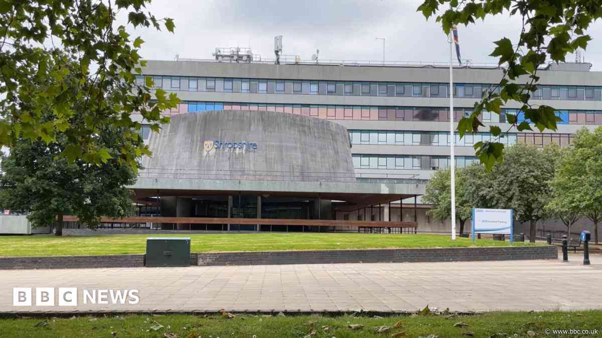 Meeting to decide future of former council HQ