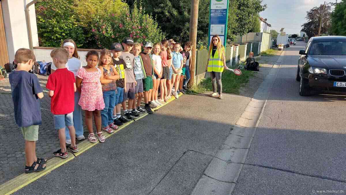Autofahrer ignorieren Umleitung: Grundschulkinder in Landsham-Moos haben Angst