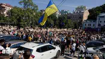 Protests in Ukraine's cities against Zelensky's removal of defence minister