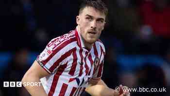Oldham bring in defender Delaney
