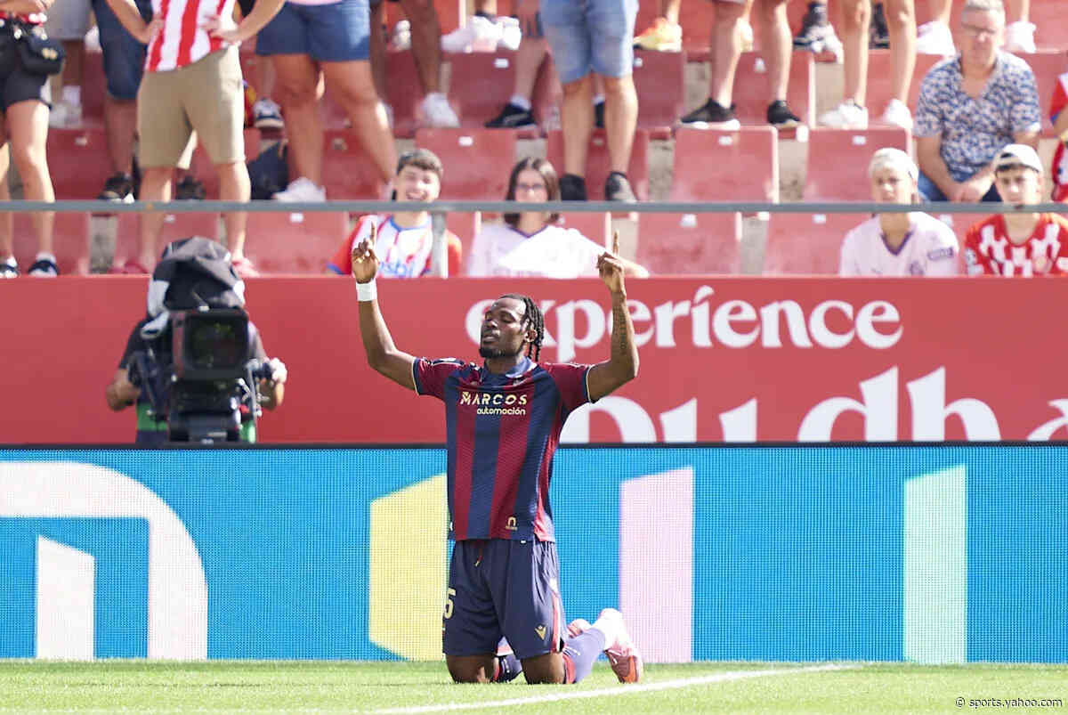 Central African Republic forward returns to Belgium and joins Kortrijk on loan from Lens