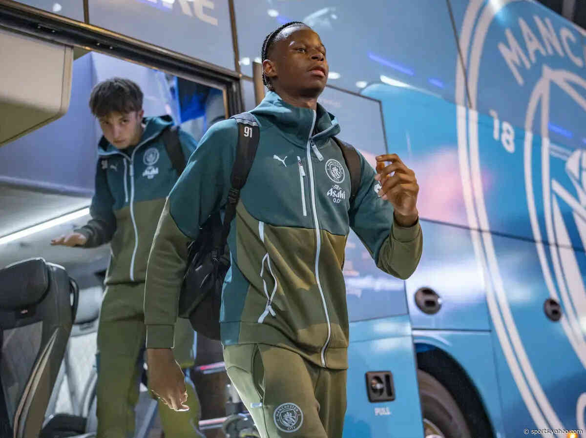 Swansea City continue pursuit of Manchester City defender for Championship loan